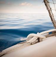 Sailing knots: a rich and ancestral know-how essential for navigation
